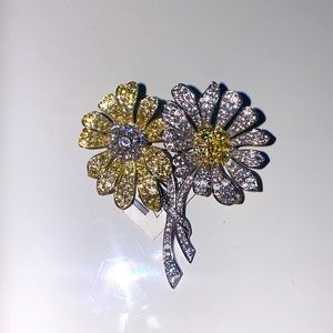 Twisted Flower brooch